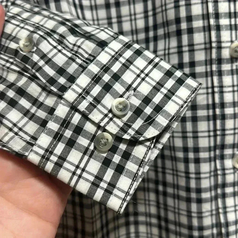 Button-down shirt - Picture 3 of 7
